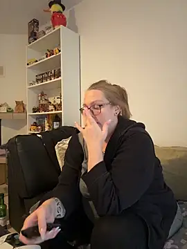 Big Beautiful MILF online show from 20, 11, 2025