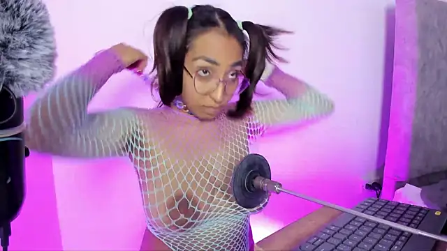 Snapshot of Leticia_brownn1 chatting on 2, 6, 2026 Leticia brownn1 online show from 2, 6, 2026