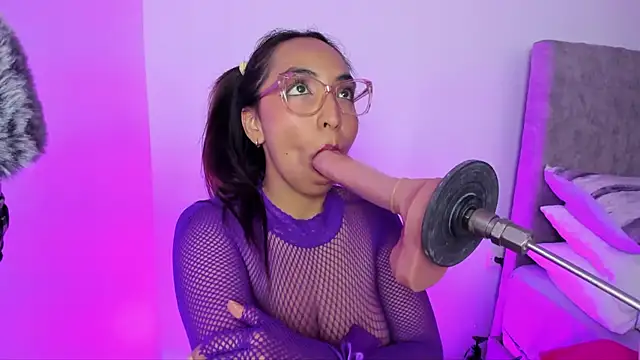 Leticia brownn1 online show from 24, 3, 2026