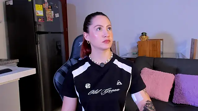 Amypond   online show from 11, 4, 2026