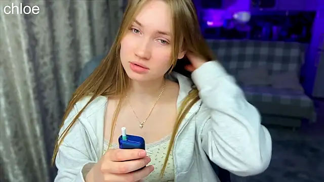 ChloeMillerMeow online show from 7, 10, 2025