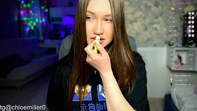 Snapshot of ChloeMillerMeow chatting on 19, 1, 2025 ChloeMillerMeow online show from 19, 1, 2025