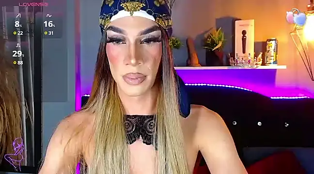 camila hootie online show from 20, 2, 2025