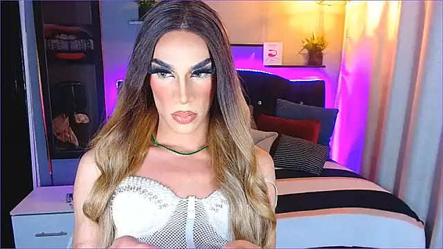 camila hootie online show from 31, 1, 2025