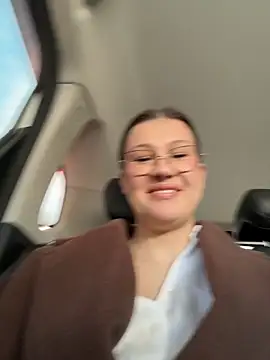 RinaCat online show from 9, 4, 2026