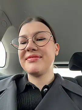 RinaCat online show from 13, 4, 2026