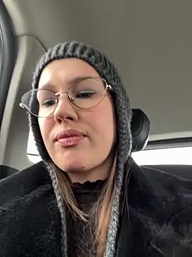 RinaCat online show from 8, 11, 2025