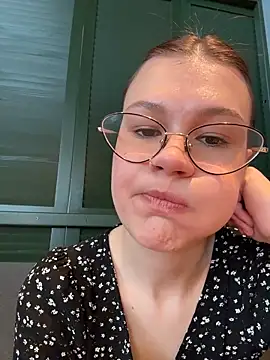 Snapshot of RinaCat chatting on 5, 6, 2026 RinaCat online show from 5, 6, 2026