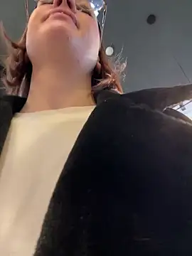 RinaCat online show from 7, 2, 2026