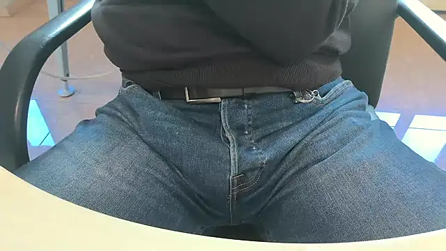 alessandroman2114 online show from 30, 3, 2026