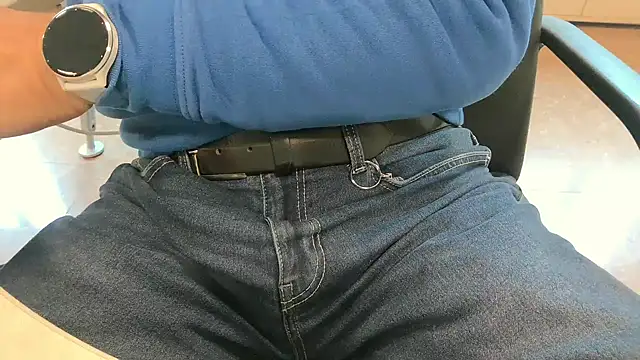 alessandroman2114 online show from 9, 1, 2026