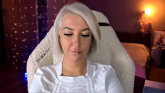tykioty Miley online show from 24, 1, 2025