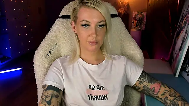 tykioty Miley online show from 11, 4, 2026