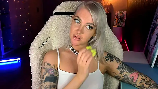 tykioty Miley online show from 24, 6, 2026