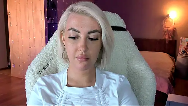 tykioty Miley online show from 8, 2, 2025