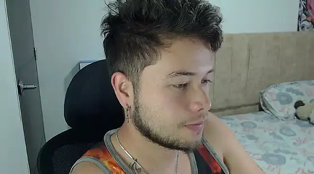 JOHANLEON1 online show from 2, 12, 2024