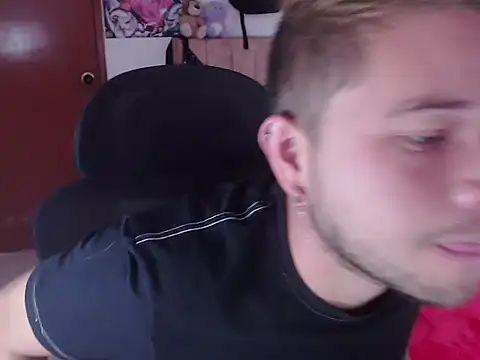 JOHANLEON1 online show from 30, 10, 2025