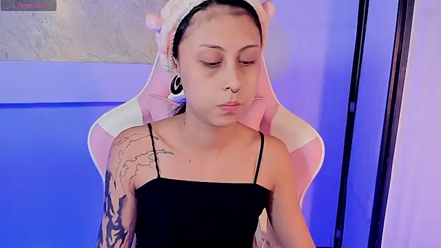 SharonBoone online show from 4, 3, 2025