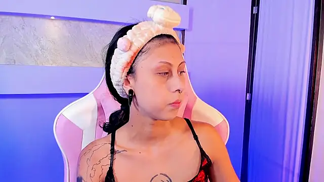 SharonBoone online show from 20, 3, 2025