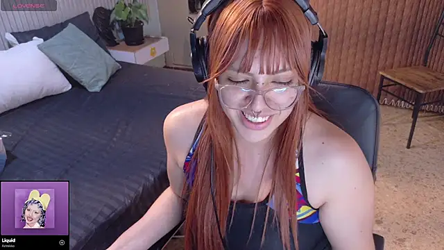 Eli666uwu online show from 6, 11, 2025