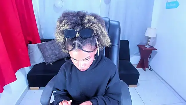 stacie  rouse online show from 22, 2, 2025