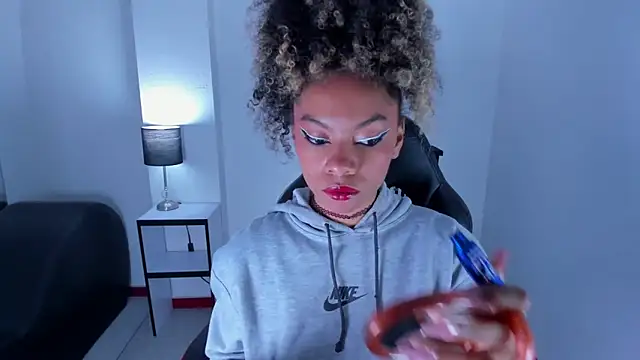 stacie  rouse online show from 5, 3, 2025