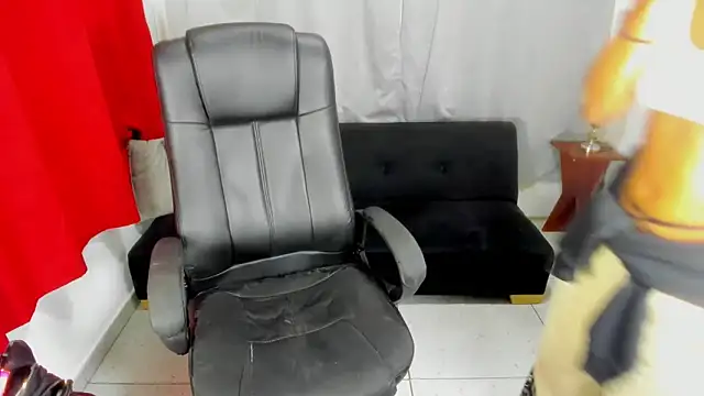 stacie  rouse online show from 22, 2, 2025