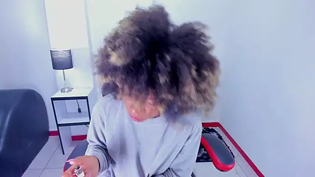 stacie  rouse online show from 4, 3, 2025