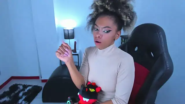 stacie  rouse online show from 8, 2, 2025