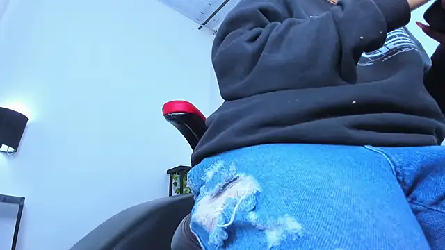 stacie  rouse online show from 12, 2, 2025