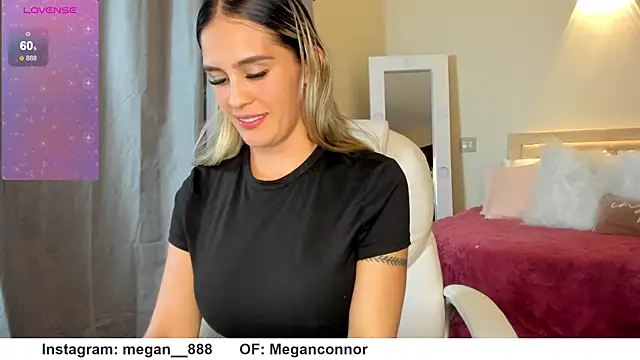 megan connor  online show from 15, 11, 2025