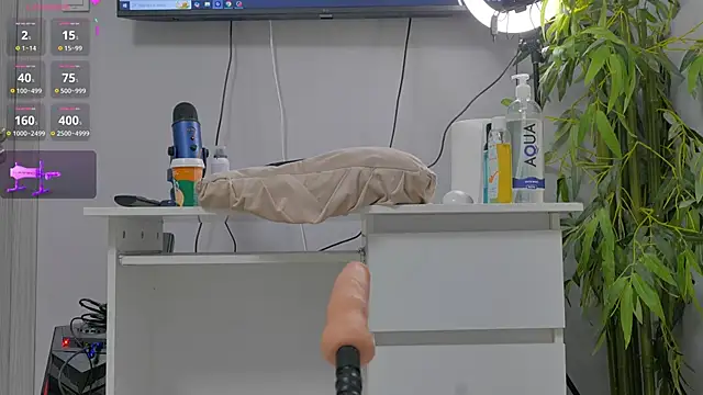 luckyalice  online show from 16, 10, 2025