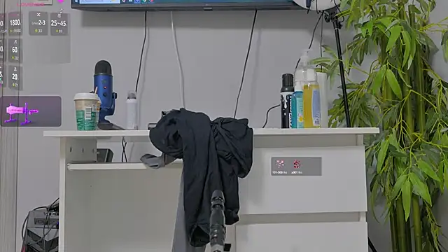 luckyalice  online show from 11, 10, 2025