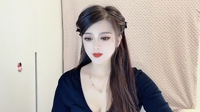 Snapshot of VIWVI chatting on 28, 2, 2025 VIWVI online show from 28, 2, 2025