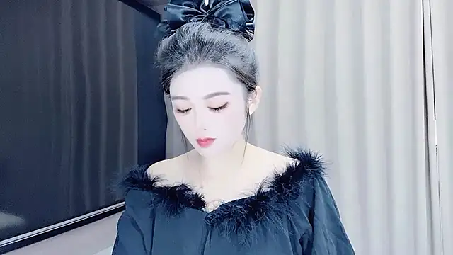 Snapshot of VIWVI chatting on 11, 10, 2025 VIWVI online show from 11, 10, 2025