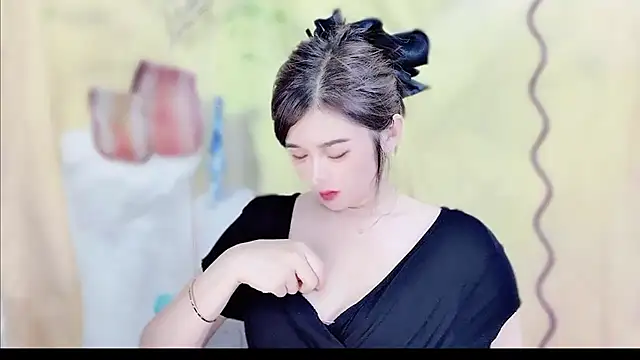Snapshot of VIWVI chatting on 9, 6, 2026 VIWVI online show from 9, 6, 2026