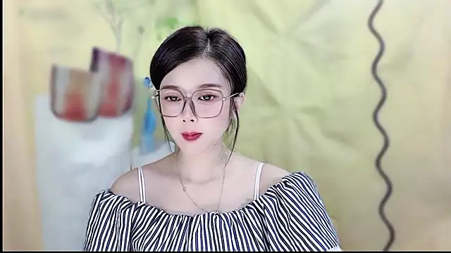 Snapshot of VIWVI chatting on 27, 4, 2026 VIWVI online show from 27, 4, 2026