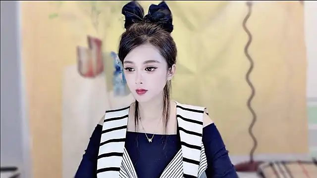 Snapshot of VIWVI chatting on 6, 11, 2025 VIWVI online show from 6, 11, 2025