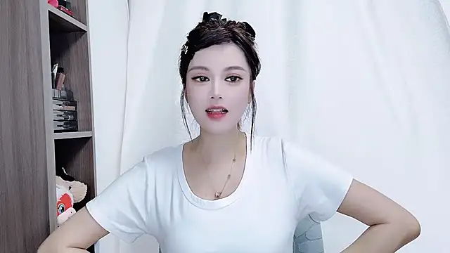 Snapshot of VIWVI chatting on 12, 9, 2025 VIWVI online show from 12, 9, 2025
