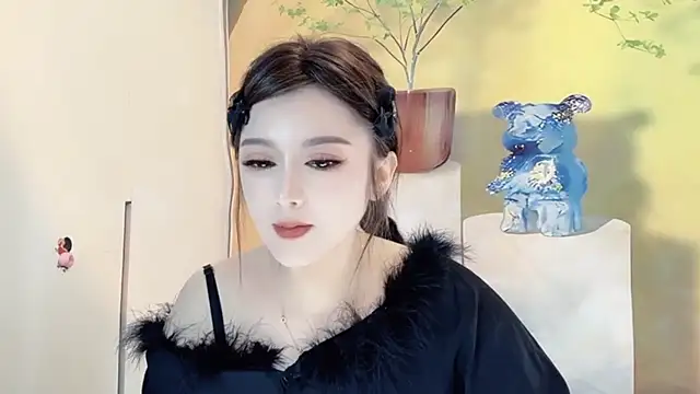 Snapshot of VIWVI chatting on 11, 3, 2025 VIWVI online show from 11, 3, 2025