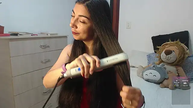 Karla hernandez  online show from 7, 1, 2026