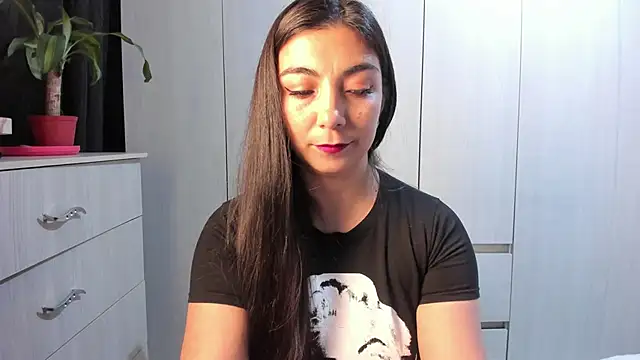 Snapshot of Karla_hernandez_ chatting on 21, 5, 2026 Karla hernandez online show from 21, 5, 2026