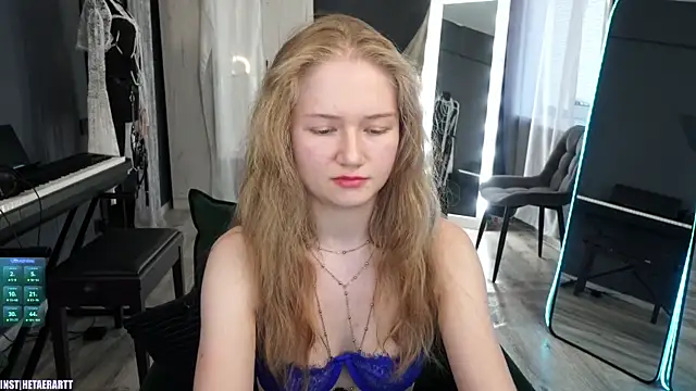 Alexandra Demore online show from 12, 6, 2026
