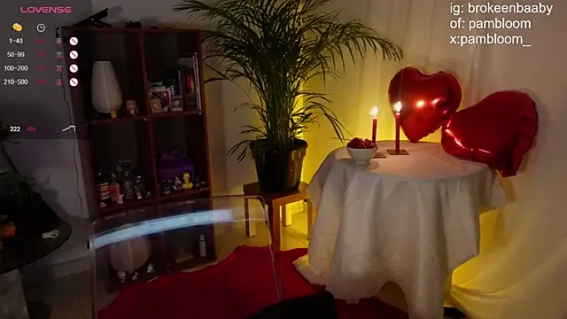 Snapshot of droolingdollfacee chatting on 14, 2, 2025 droolingdollfacee online show from 14, 2, 2025