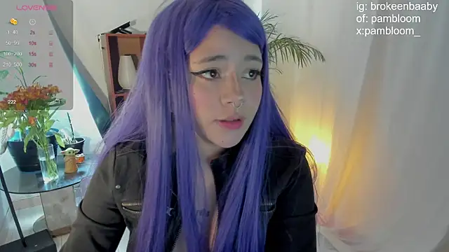 Snapshot of droolingdollfacee chatting on 20, 2, 2025 droolingdollfacee online show from 20, 2, 2025