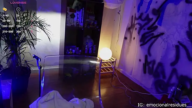 Snapshot of droolingdollfacee chatting on 1, 12, 2025 droolingdollfacee online show from 1, 12, 2025