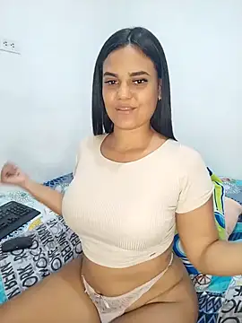 Snapshot of AntonellaShot chatting on 6, 2, 2025 AntonellaShot online show from 6, 2, 2025