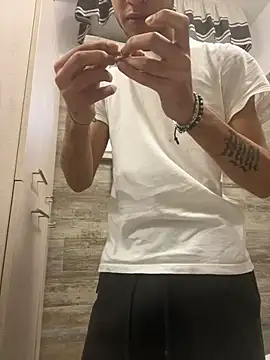 Snapshot of LukonPorn chatting on 13, 3, 2025 LukonPorn online show from 13, 3, 2025