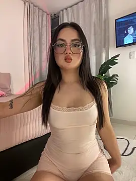 Snapshot of montmariana chatting on 27, 2, 2025 montmariana online show from 27, 2, 2025
