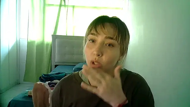 Snapshot of katy_pp chatting on 28, 10, 2025 katy pp online show from 28, 10, 2025
